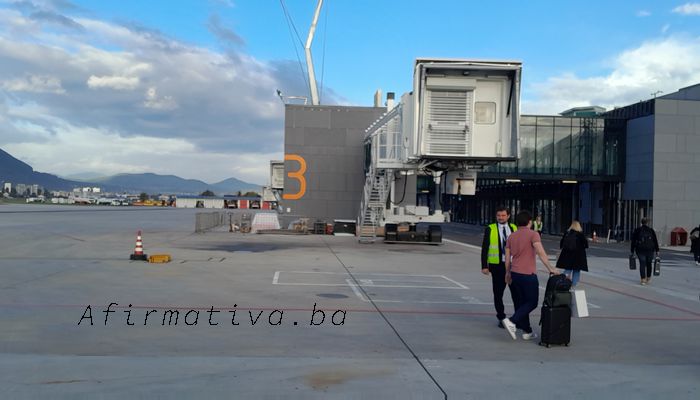 KOMPANIJA OTKAZALA SVE LETOVE ZA SARAJEVO
