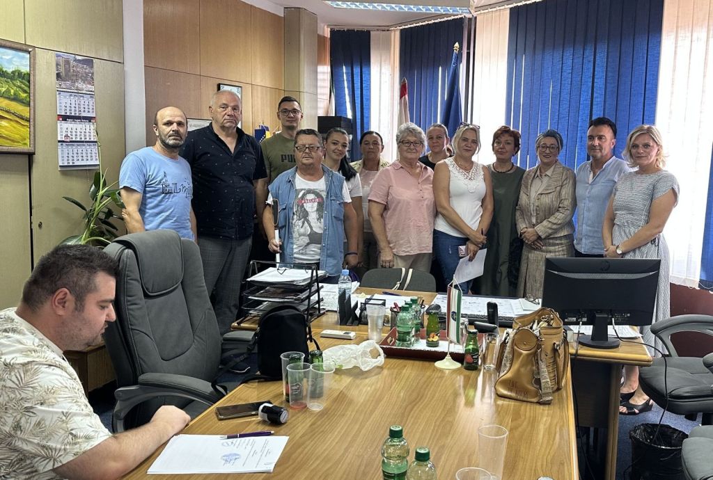 Potpisani ugovori s nevladinim organizacijama za podršku projektima u oblasti socijalne zaštite
