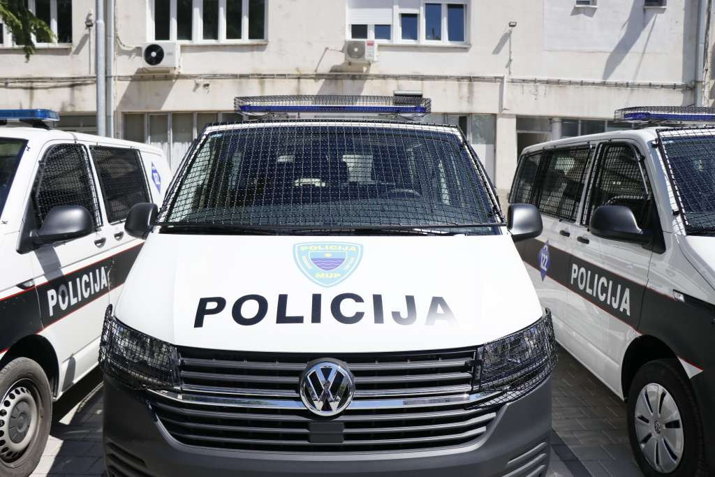 RANO JUTROS: POLICIJSKI PRETRESI U TEŠNJU, TESLIĆU, MAGLAJU I USORI