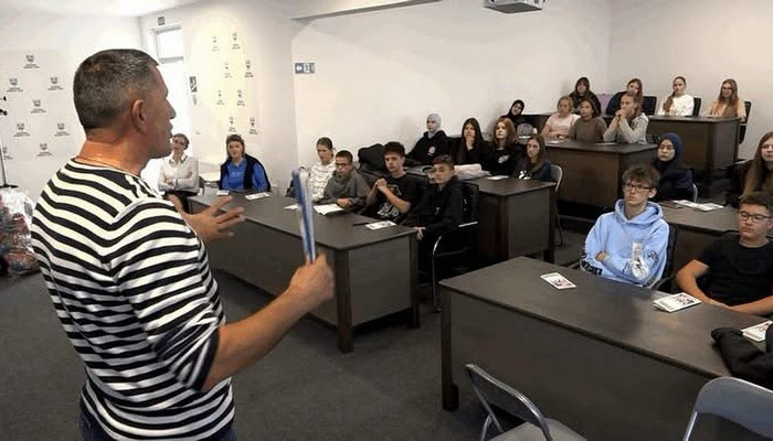 „INTERNETOM PROTIV OVISNOSTI“