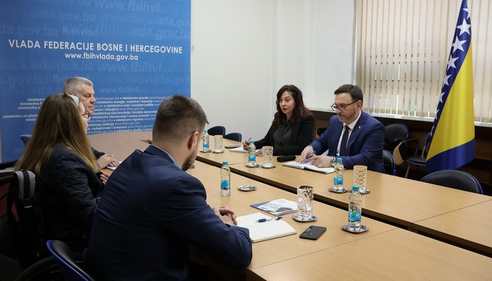 FBIH POKREĆE PROJEKAT UVOĐENJA KARTIČNOG PLAĆANJA KOD MALIH TRGOVACA