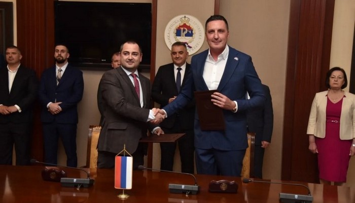 POTPISAN UGOVOR OD 1,29 MILIJARDI KM ZA GASOVOD U RS-U