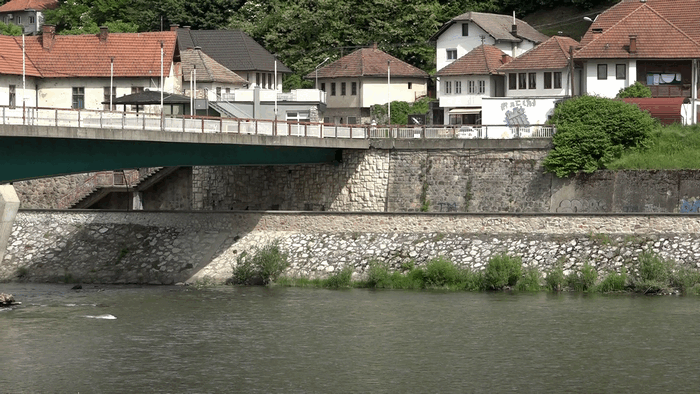 MAGLAJ: UHAPŠEN MUŠKARAC OSUMNJIČEN ZA SPOLNO UZNEMIRAVANJE MALOLJETNE OSOBE