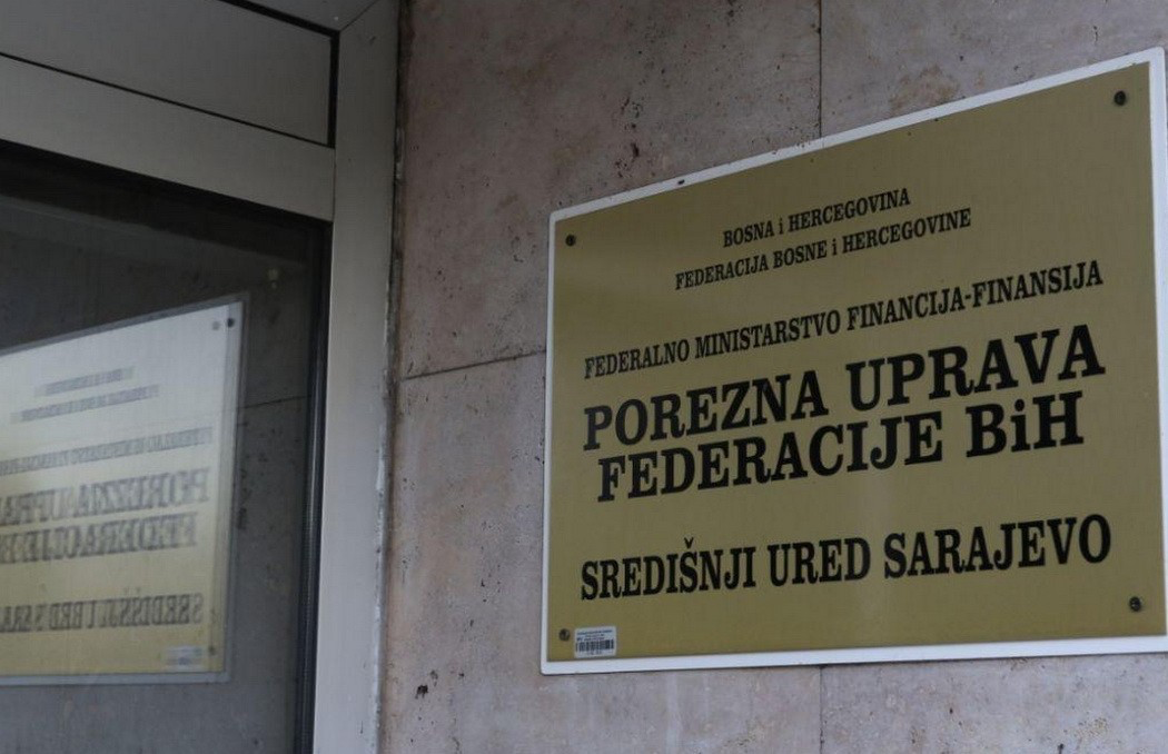 Porezna uprava Federacije BiH: U periodu januar-juli 2026. godine uplaćeno 5.172.922.348 KM javnih prihoda