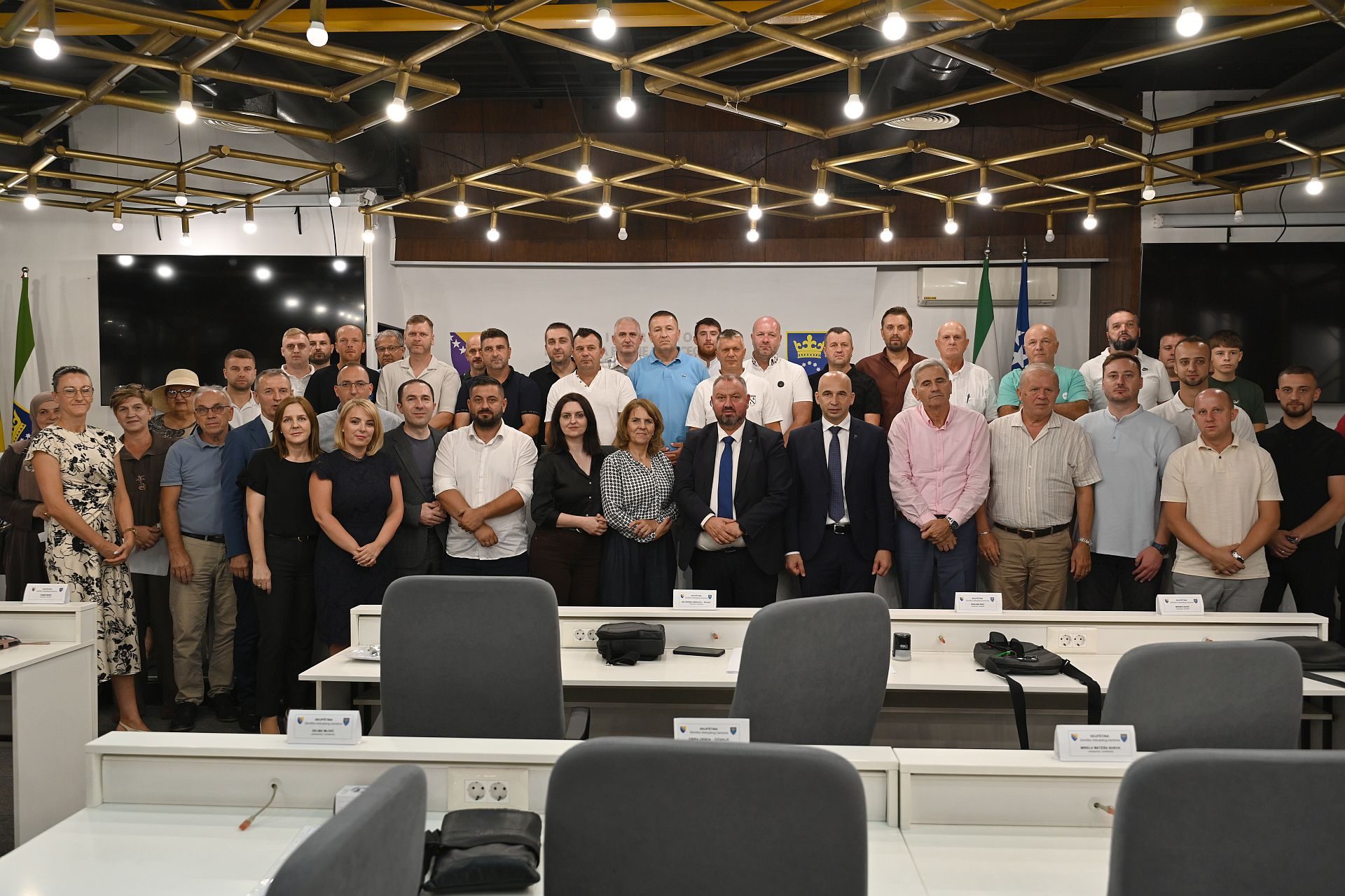 Ministarstvo za privredu ZDK potpisalo ugovore o podršci projektima turističke infrastrukture i suprastrukture vrijednoj 1,45  mil KM